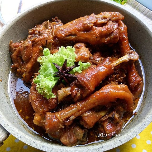 25 Resep masakan ayam berkuah tanpa santan paling enak untuk buka puasa, empuk dan sederhana