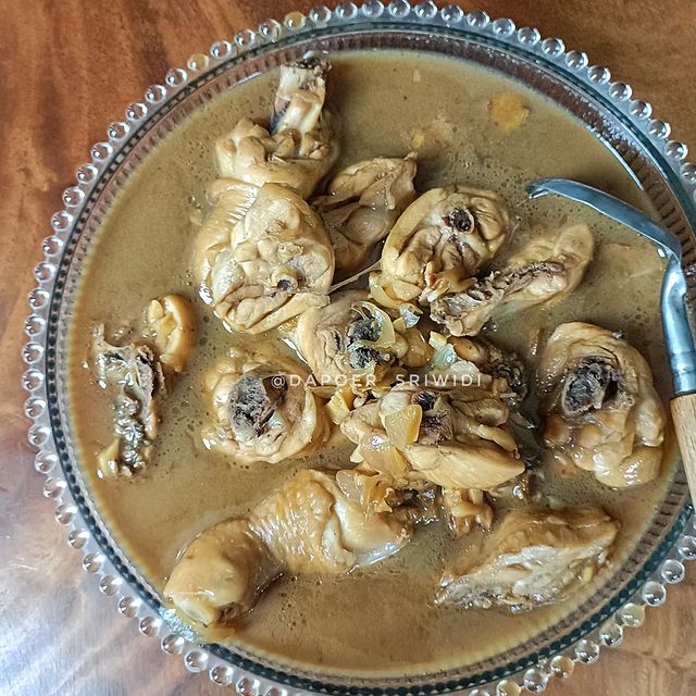 25 Resep masakan ayam berkuah tanpa santan paling enak untuk buka puasa, empuk dan sederhana