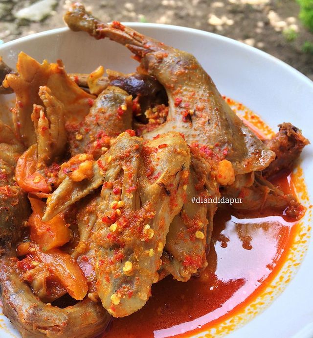 25 Resep masakan ayam berkuah tanpa santan paling enak untuk buka puasa, empuk dan sederhana