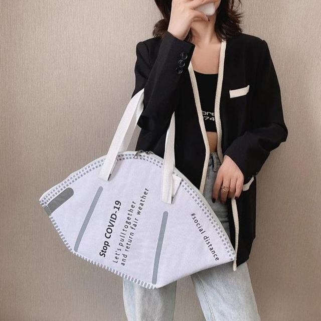 desain tas jinjing nyeleneh © berbagai sumber