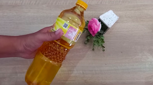 Cuma pakai satu bahan dapur, ini trik praktis menjernihkan minyak goreng yang mengendap