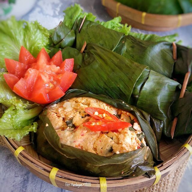 15 Resep pepes tahu pedas, sederhana, gurih, dan mudah ditiru