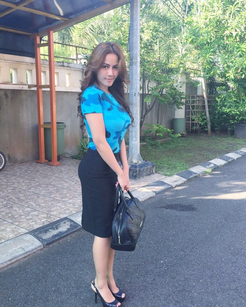 Bintang iklan kopi susu 2000-an Nita Thalia © 2023 berbagai sumber