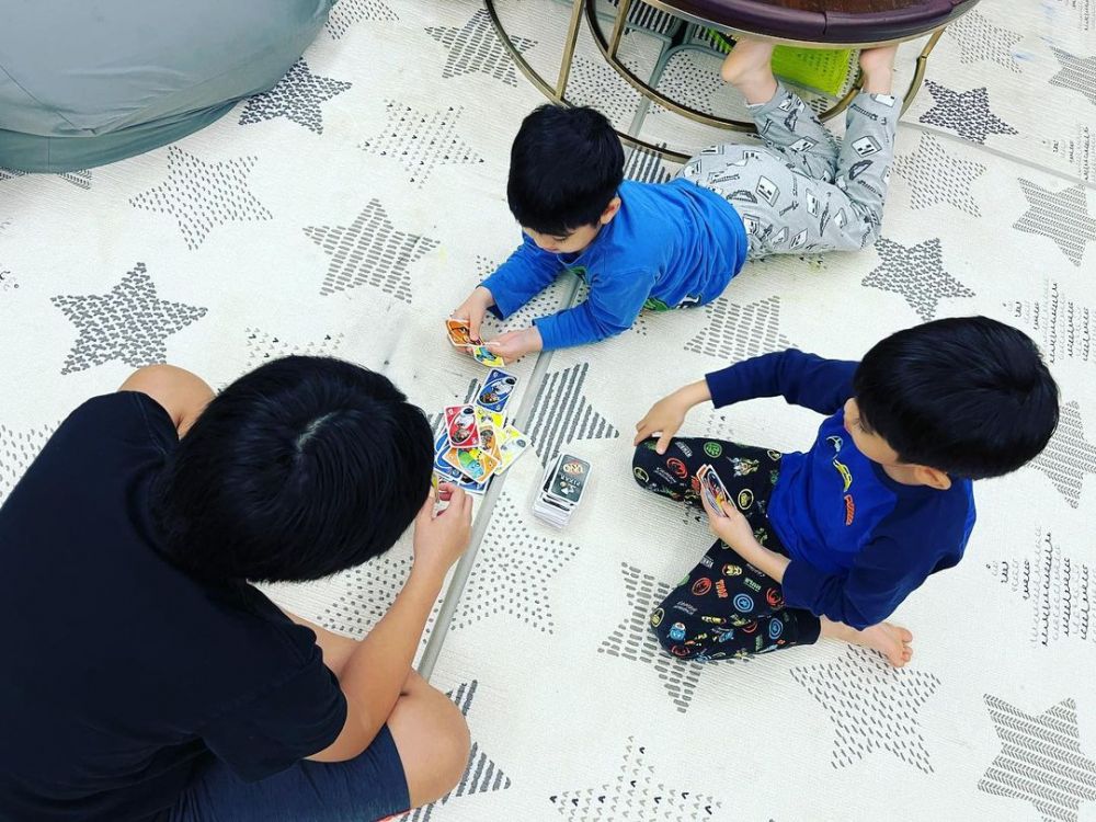 Jimmy Lin boboho momong anak © Instagram/@jimmylin