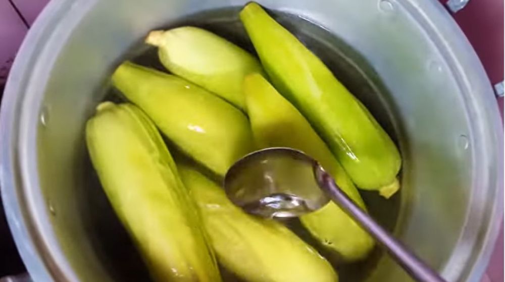 Cara cepat merebus jagung agar rasa manis alaminya tak hilang, hemat gas cuma 10 menit