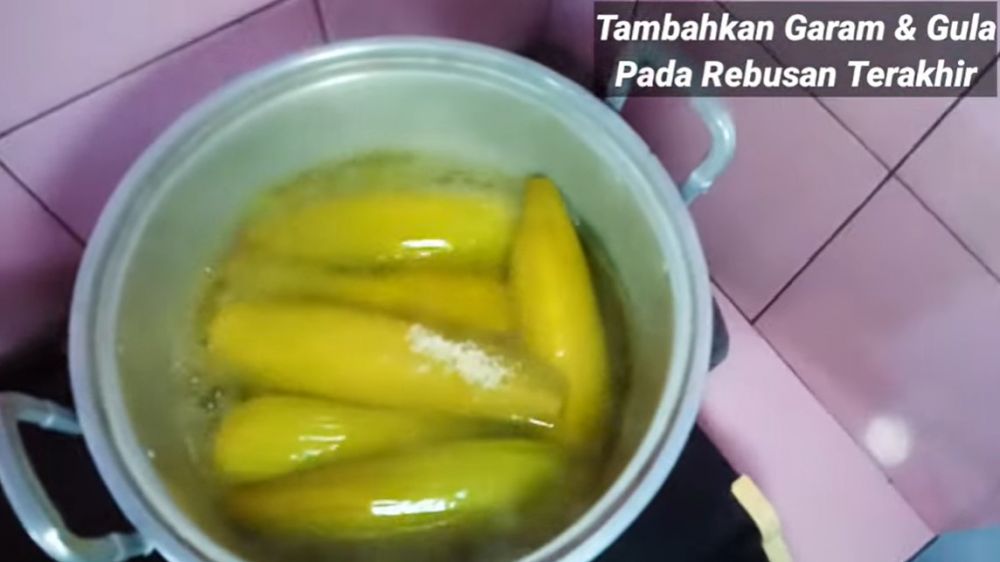 Cara cepat merebus jagung agar rasa manis alaminya tak hilang, hemat gas cuma 10 menit