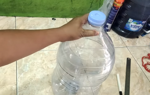 Cara unik bikin toples kedap udara dari galon bekas, dijamin awet dan mudah ditiru