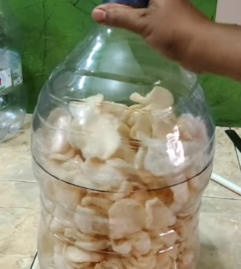 Cara unik bikin toples kedap udara dari galon bekas, dijamin awet dan mudah ditiru