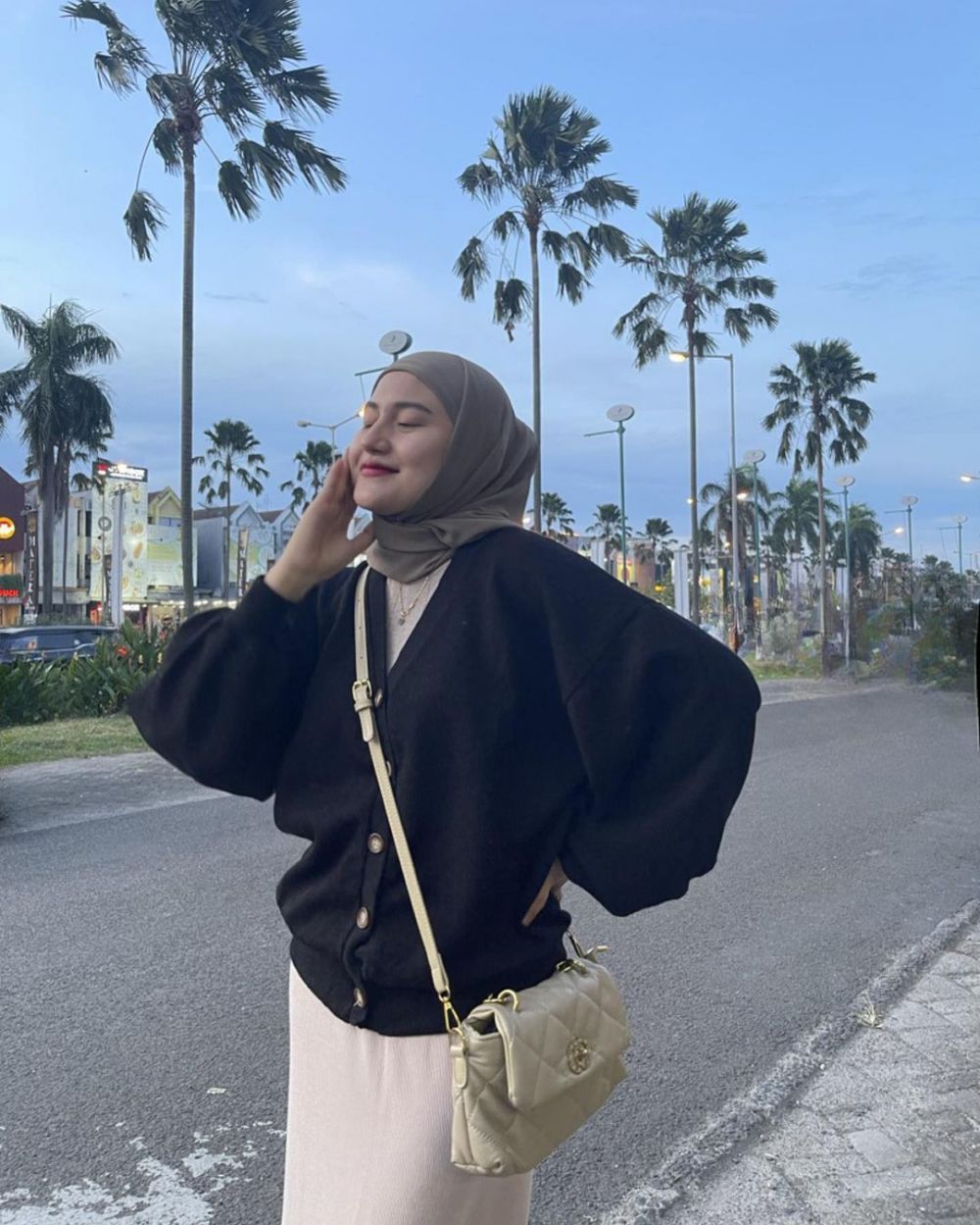 potret pemeran Alya di keseharian © berbagai sumber