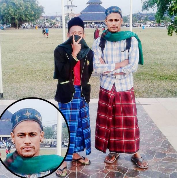 Editan kocak artis dunia dandan santri Berbagai sumber