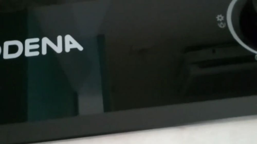 Pakai dua bahan dapur, ini trik mudah hilangkan kerak di permukaan kompor tanam