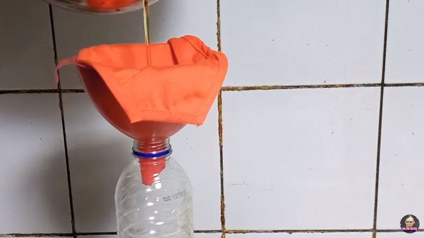 Pakai dua bahan dapur, ini trik menghilangkan bau tengik minyak jelantah