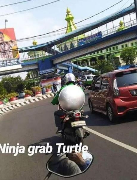 driver ojol cosplay super hero Berbagai sumber driver ojol cosplay super hero Berbagai sumber