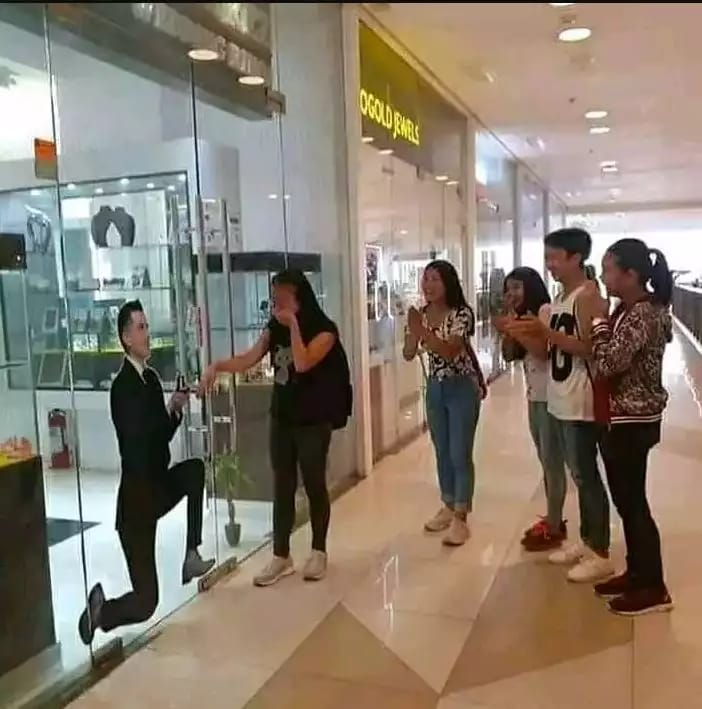 potret lucu tentang hidup jomblo ini bikin ngakak dan kasihan sekaligus © berbagai sumber potret lucu tentang hidup jomblo ini bikin ngakak dan kasihan sekaligus © berbagai sumber