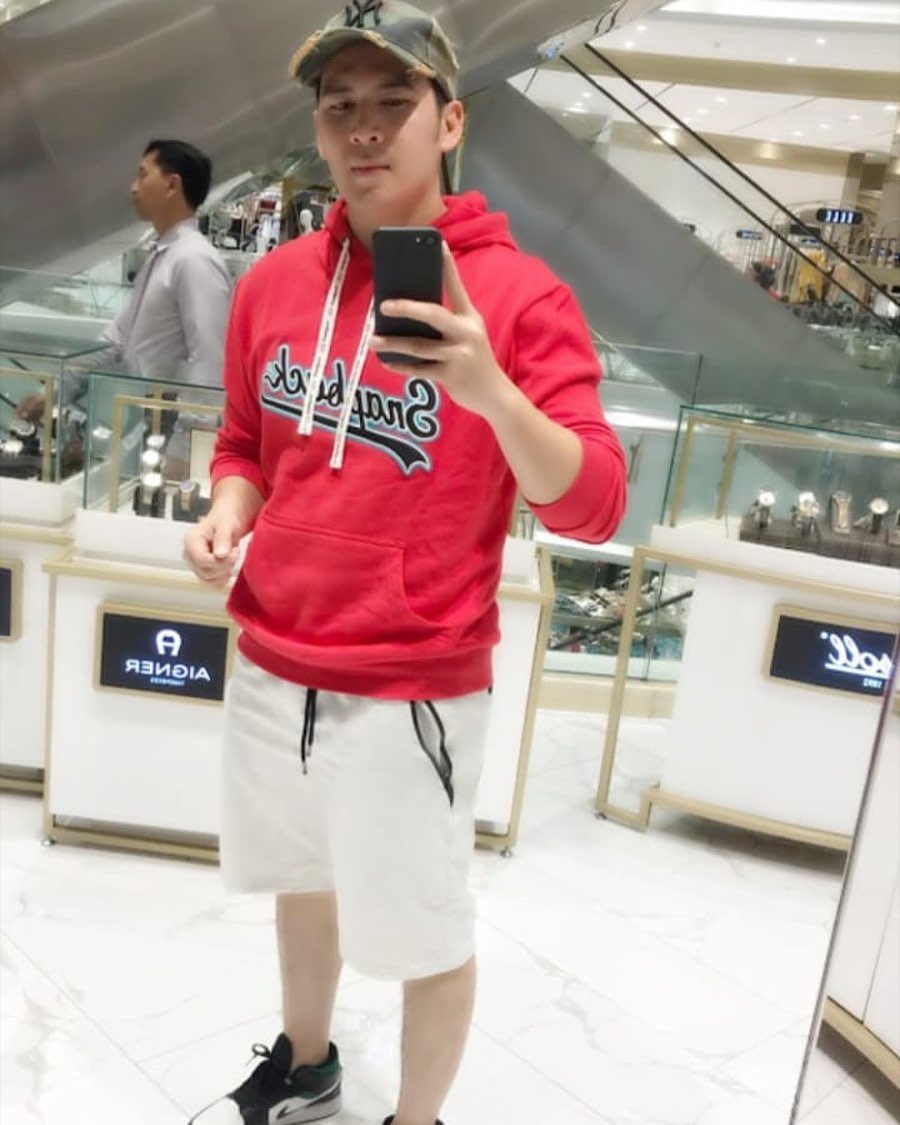 potret terbaru cowok di iklan mi instan © instagram