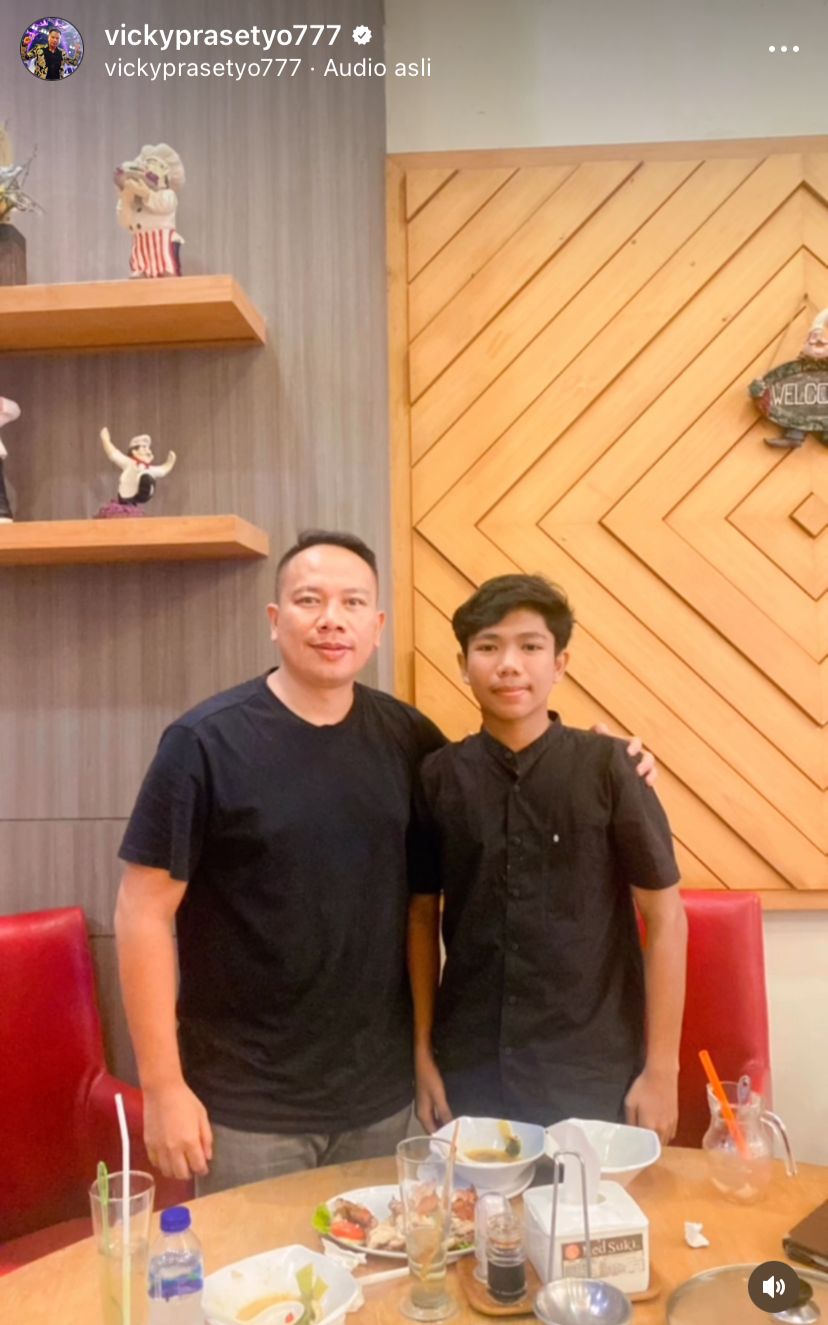 momen vicky prasetyo bertemu anak kandung © instagram