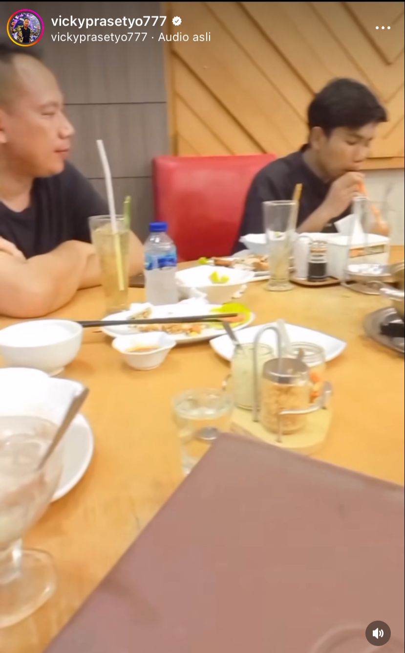 momen vicky prasetyo bertemu anak kandung © instagram momen vicky prasetyo bertemu anak kandung © instagram