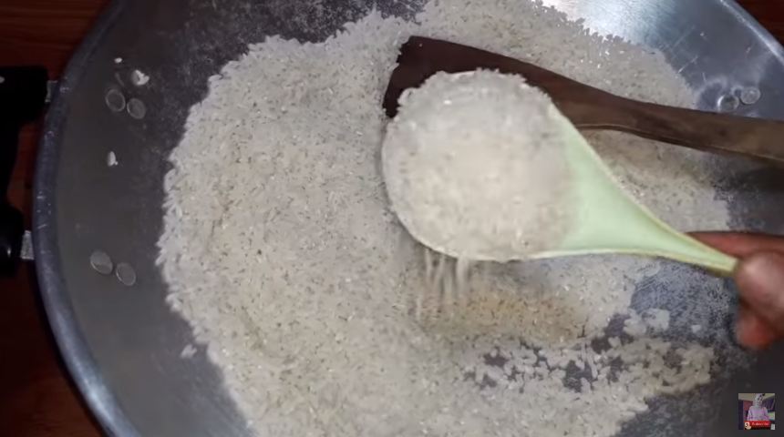 Tanpa bahan tambahan, ini cara bikin tepung beras ala rumahan yang halus dan antiapek