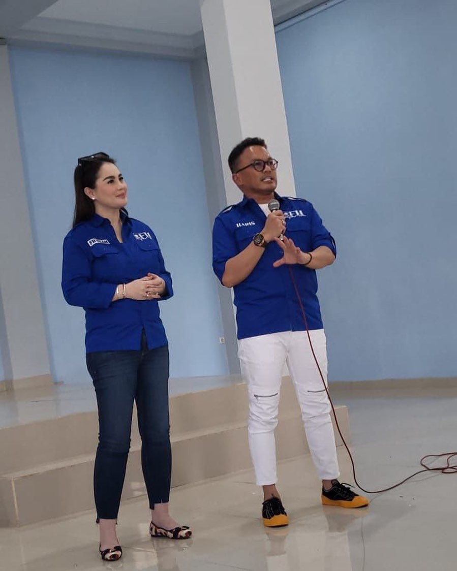 kemesraan jennifer dunn dan faisal haris © instagram kemesraan jennifer dunn dan faisal haris © instagram