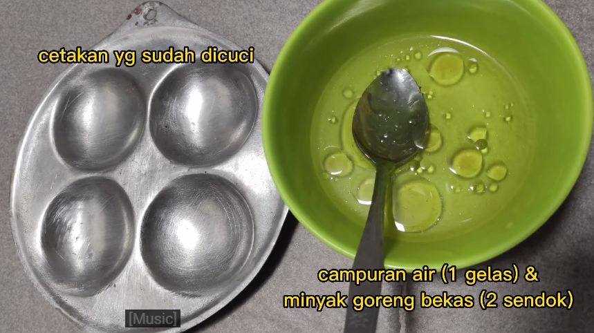 Tanpa pakai sabun, ini cara mencuci cetakan takoyaki yang masih baru agar bersih maksimal