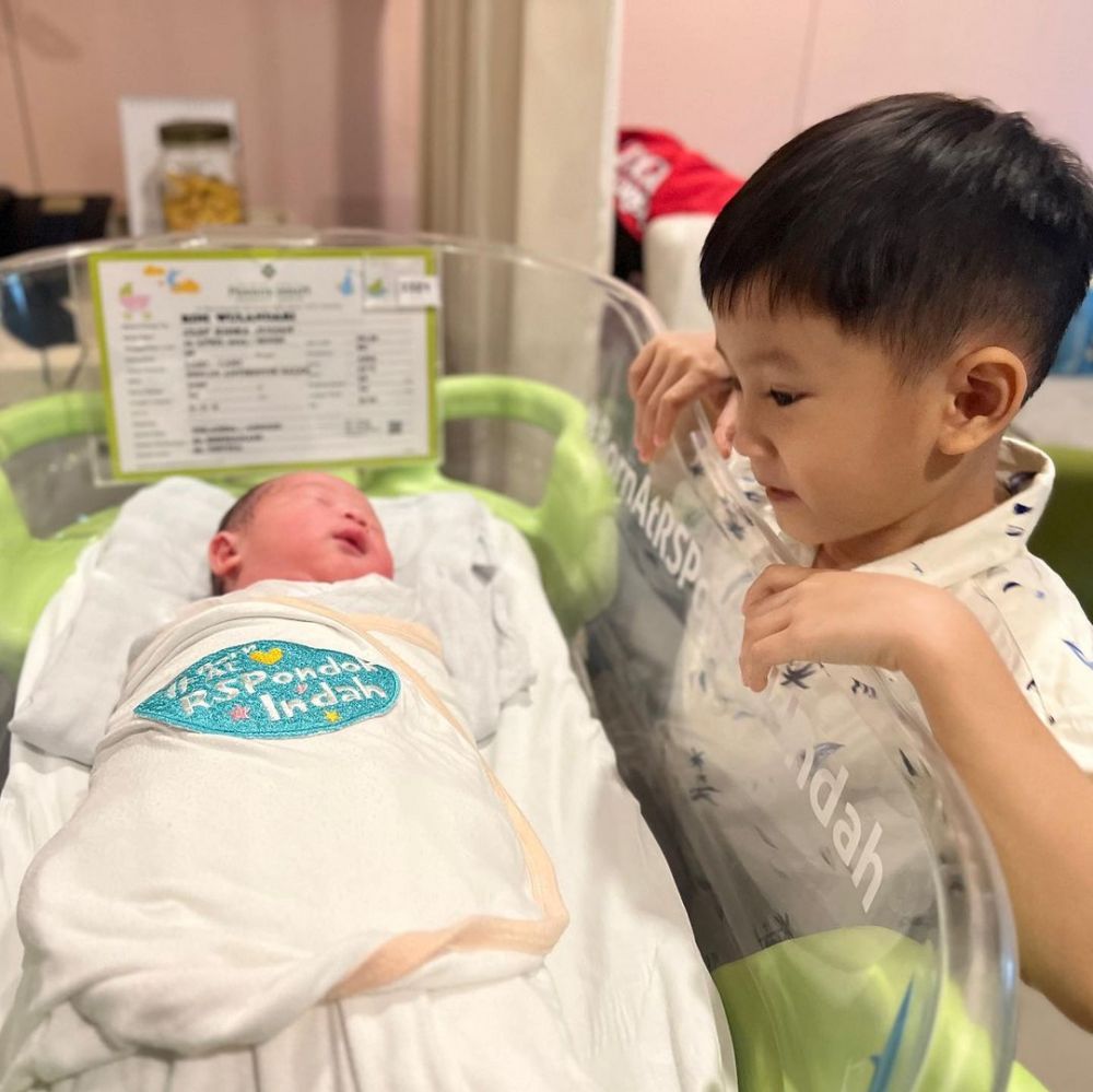 Rinni Wulandari melahirkan anak kedua © 2023 brilio.net