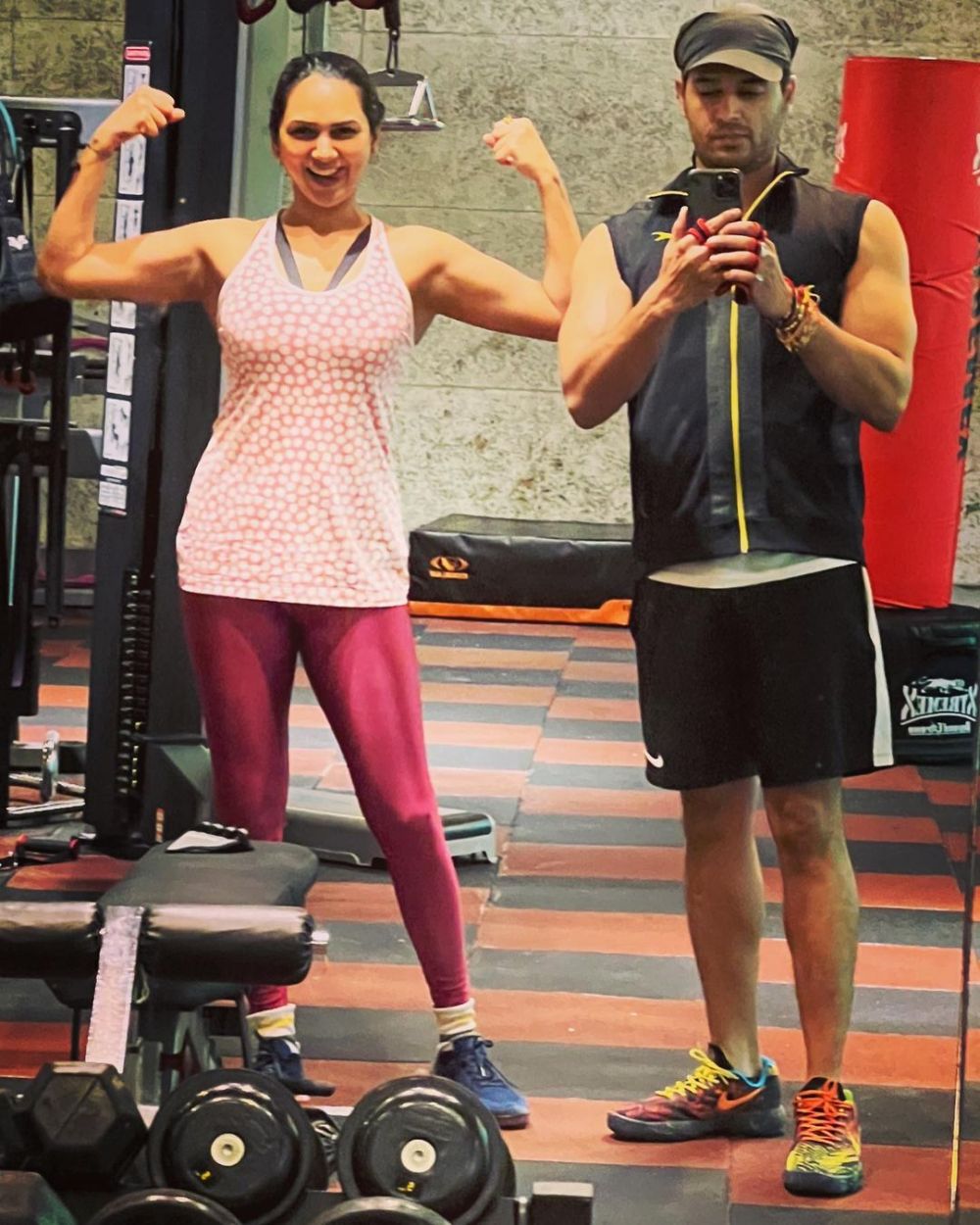 potret mesra anuj bareng pasangan asli © berbagai sumber