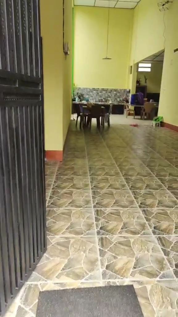 rumah aneh buka pagar langsung dapur © TikTok rumah aneh buka pagar langsung dapur © TikTok