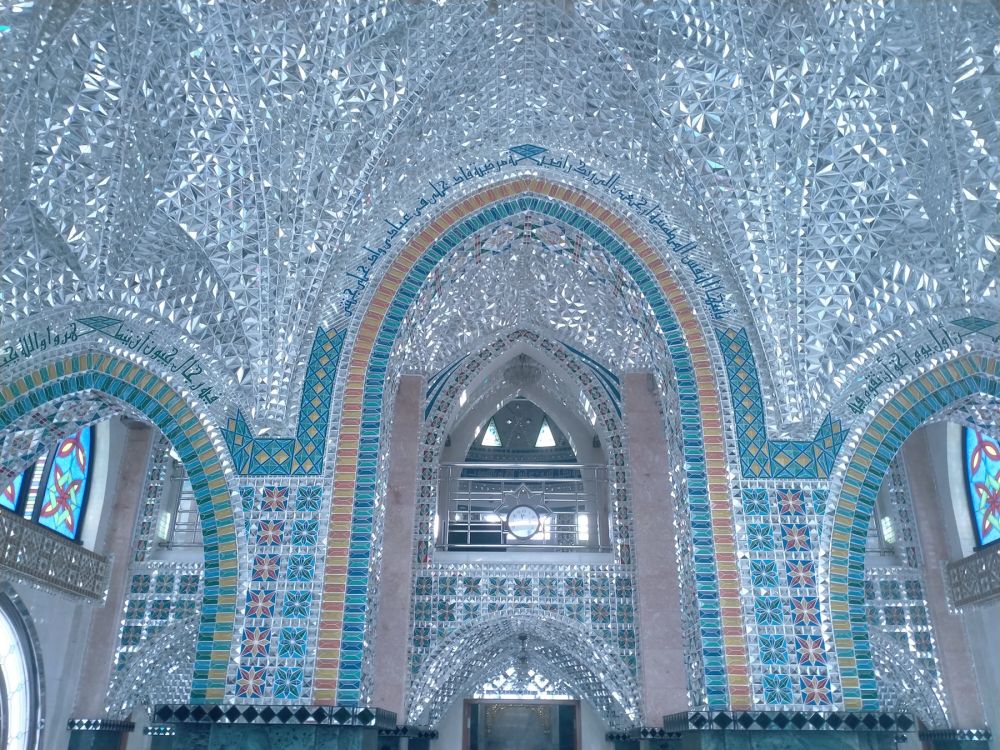 Masjid Kristal Khadija Yogyakarta © 2023 brilio.net Masjid Kristal Khadija Yogyakarta © 2023 brilio.net