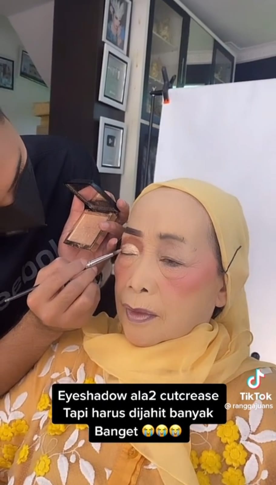 perubahan penampilan nenek ini bikin takjub bak princess © TikTok