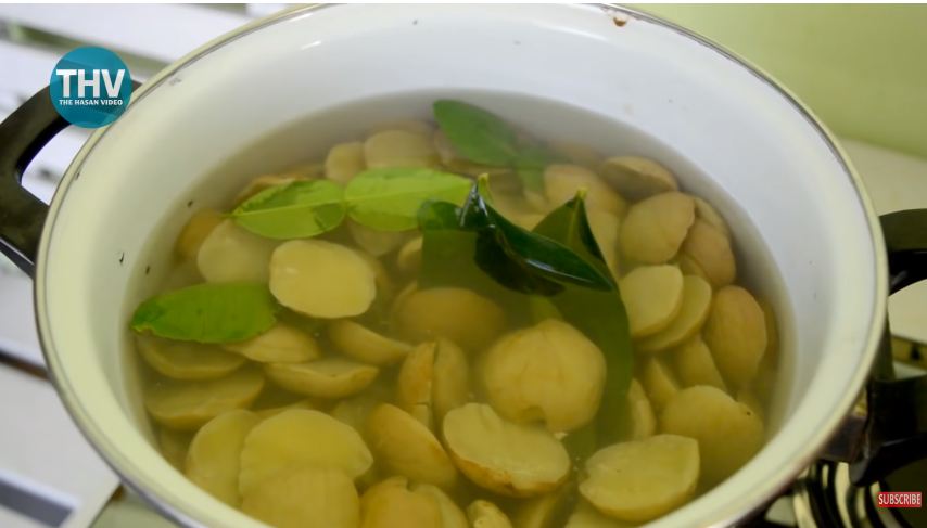 Tanpa direbus daun jambu biji, ini trik masak rendang jengkol agar empuk, bumbu meresap, dan tidak bau