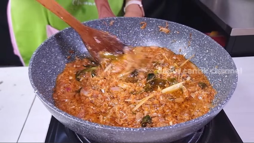 Cara bikin dan menyimpan bumbu rica agar awet berbulan-bulan