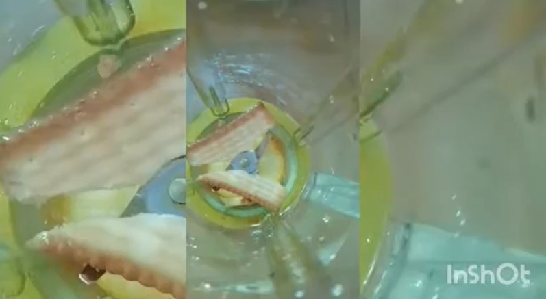 Tanpa air panas, begini cara bersihkan blender dari sisa cabai dan minyak membandel