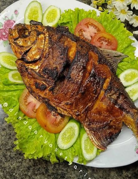 13 Resep olahan ikan bawal masak kecap, manis, lezat, dan bikin nambah nasi 