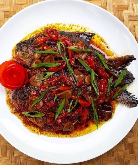 13 Resep olahan ikan bawal masak kecap, manis, lezat, dan bikin nambah nasi