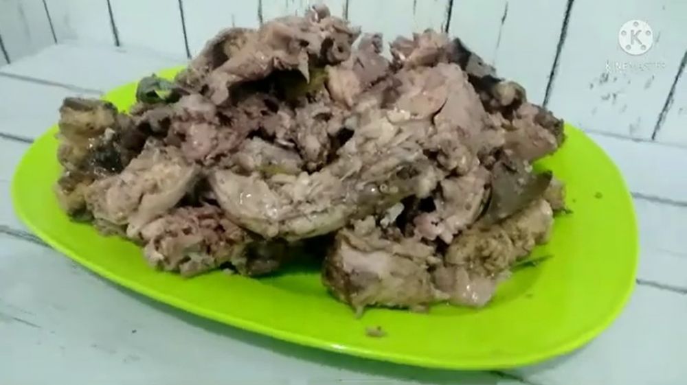 Cara cepat merebus tulang ayam agar hemat gas tanpa presto, nggak sampai 15 menit