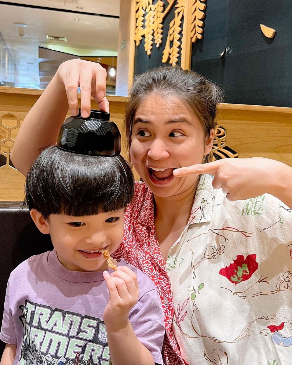 seleb baby face momong anak © 2023 brilio.net