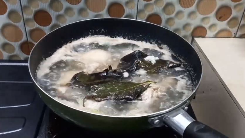 Pakai dua bahan dapur, ini trik bikin opor ayam yang lezat, antiamis dan tidak mudah hancur