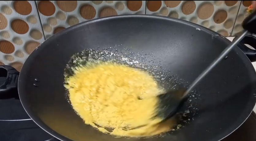 Pakai dua bahan dapur, ini trik bikin opor ayam yang lezat, antiamis dan tidak mudah hancur