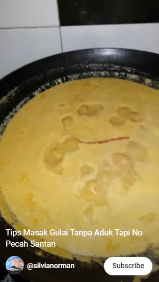 Tak perlu diaduk terus menerus, ini trik masak gulai agar tidak pecah santan