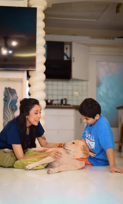 Rupali Ganguly momong anak di dunia nyata © 2023 brilio.net Rupali Ganguly momong anak di dunia nyata © 2023 brilio.net