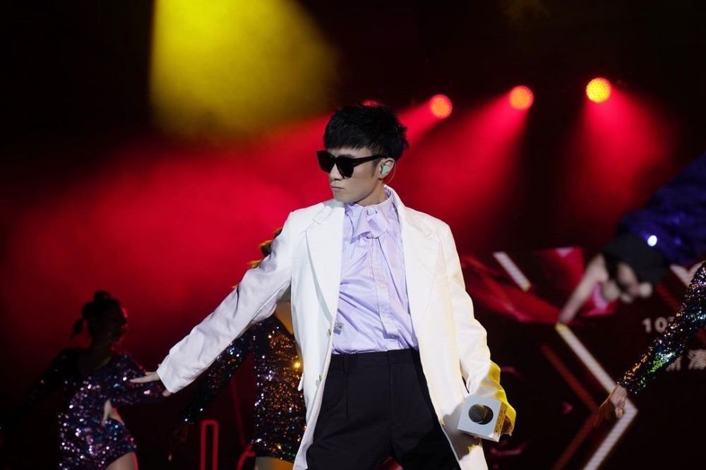 cowok yang jadi incaran di serial kabut cinta kini jadi hot daddy © berbagai sumber cowok yang jadi incaran di serial kabut cinta kini jadi hot daddy © berbagai sumber