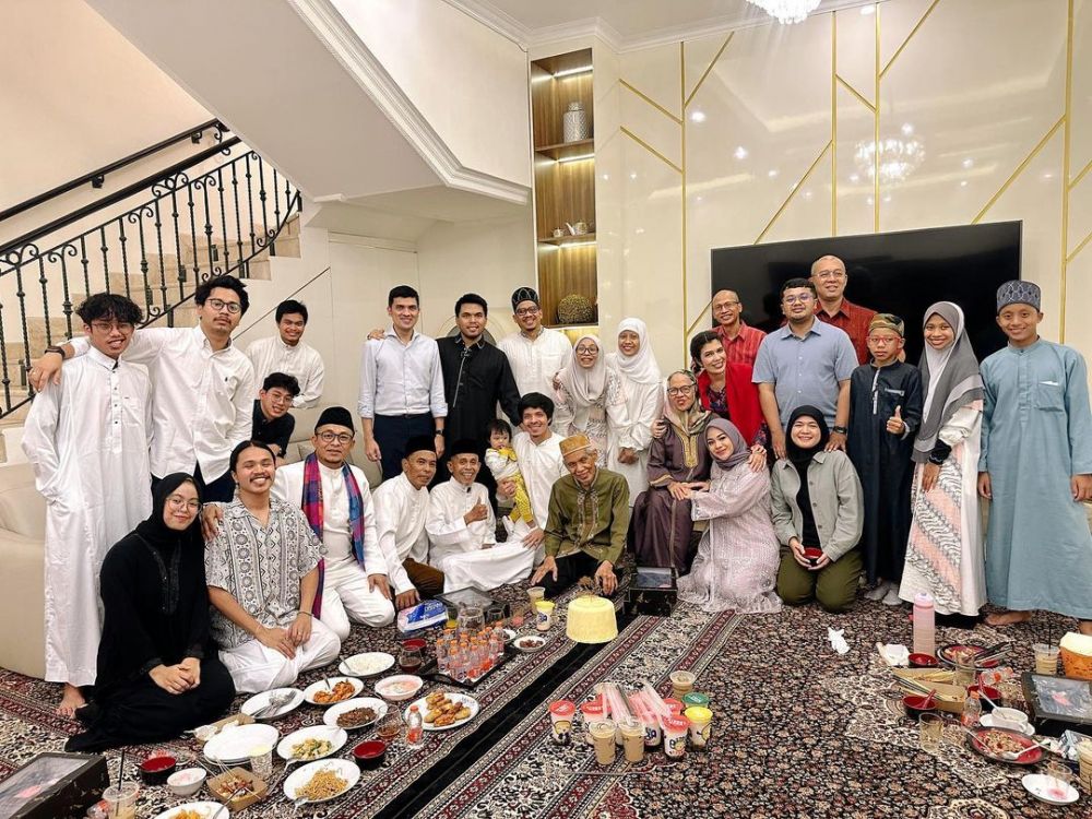 atta dan thariq bukber bareng keluarga besar © berbagai sumber atta dan thariq bukber bareng keluarga besar © berbagai sumber