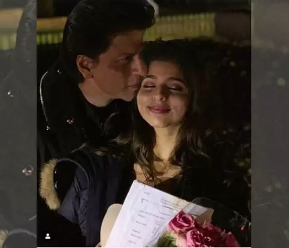 potret kompak Suhana Khan dan ayahnya © berbagai sumber