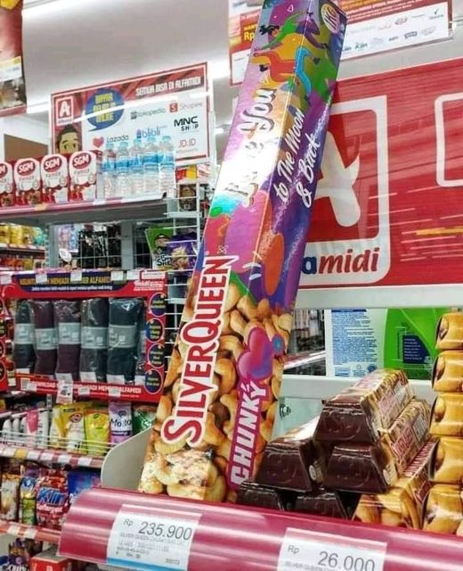 benda ukuran jumbo © berbagai sumber