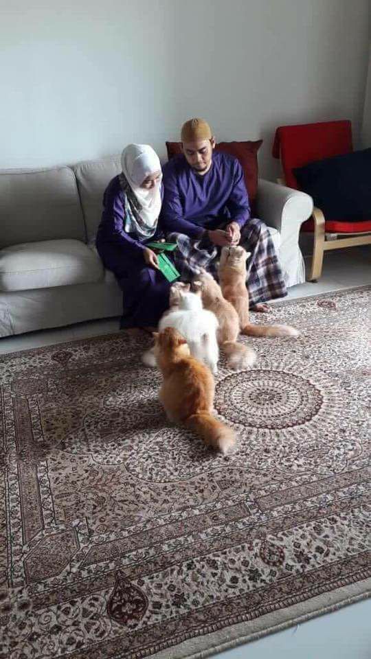 13 potret kocak ini cuma ditemukan saat Lebaran © berbagai sumber 13 potret kocak ini cuma ditemukan saat Lebaran © berbagai sumber