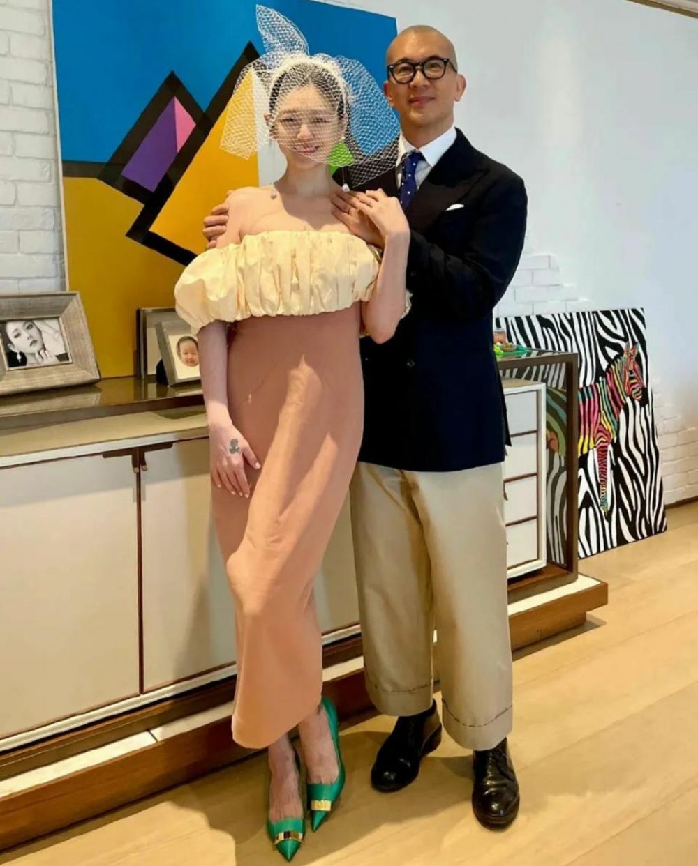 potret kemesraan Barbie Hsu berbagai sumber potret kemesraan Barbie Hsu berbagai sumber