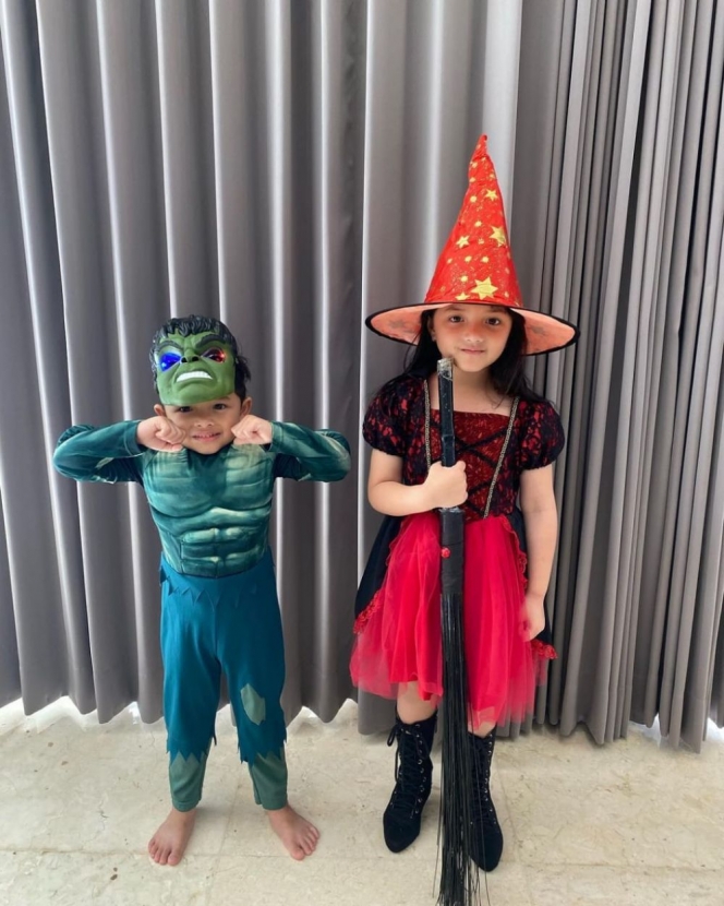 anak artis cosplay jadi kartun berbagai sumber anak artis cosplay jadi kartun berbagai sumber