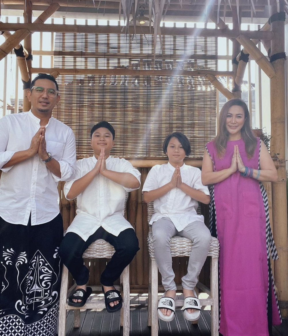 rayakan lebaran bareng pasangan beda agama © instagram rayakan lebaran bareng pasangan beda agama © instagram