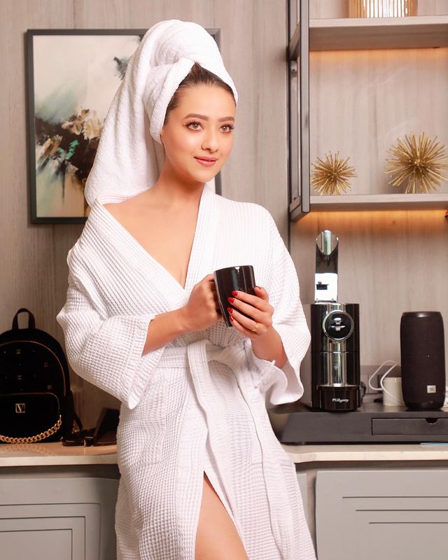 Madalsa Sharma riasan flawless © Instagram