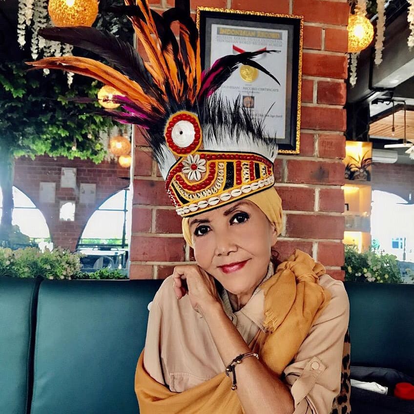 potret terbaru gadis rambut curly © instagram